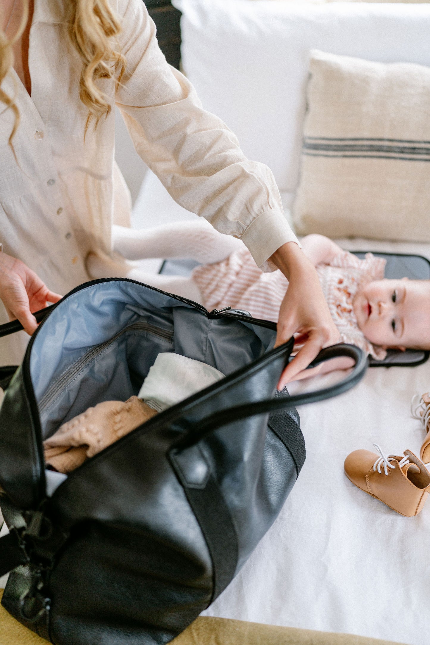 The Everyday Traveller - Duffle Nappy Bag